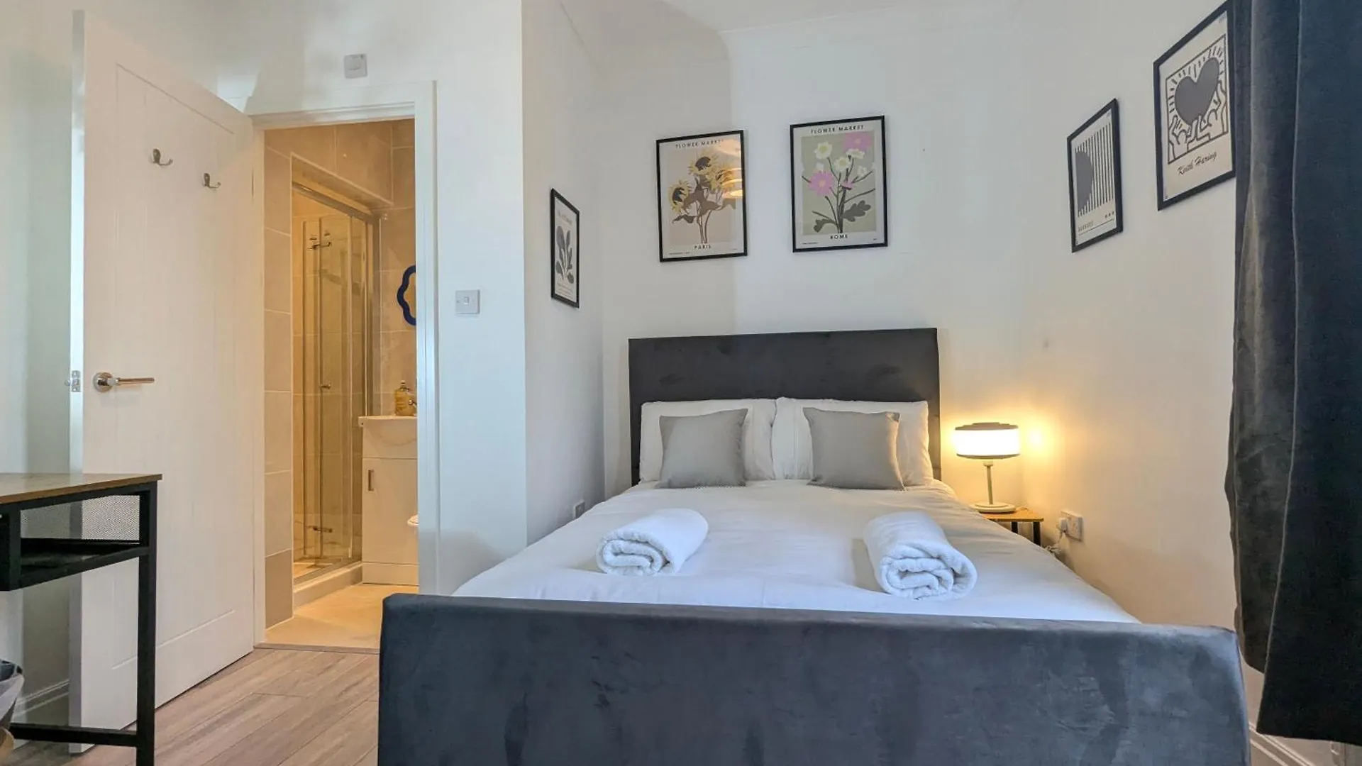 펜션 Modern Double Room W Private Bath & Free Parking 요크 영국